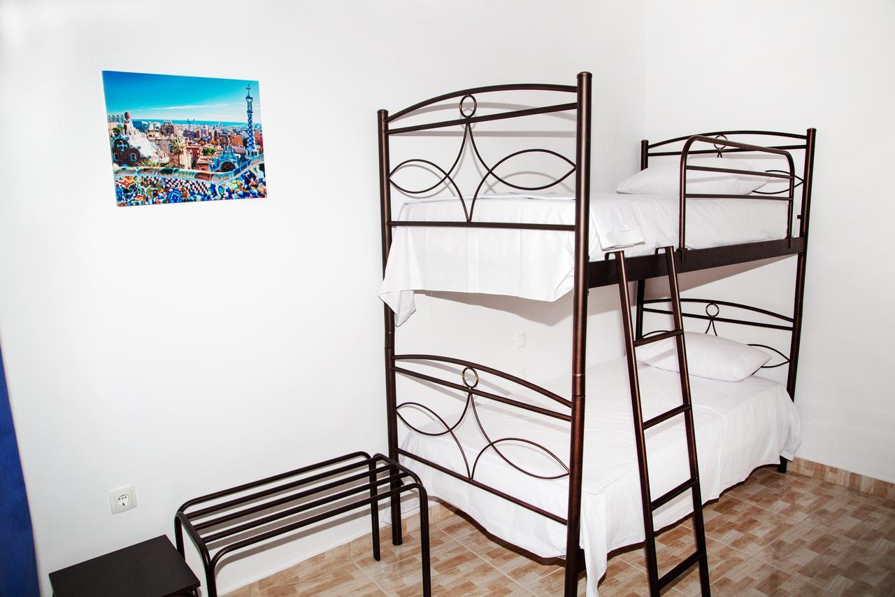 Nikolakakis Rooms Lavrio Экстерьер фото